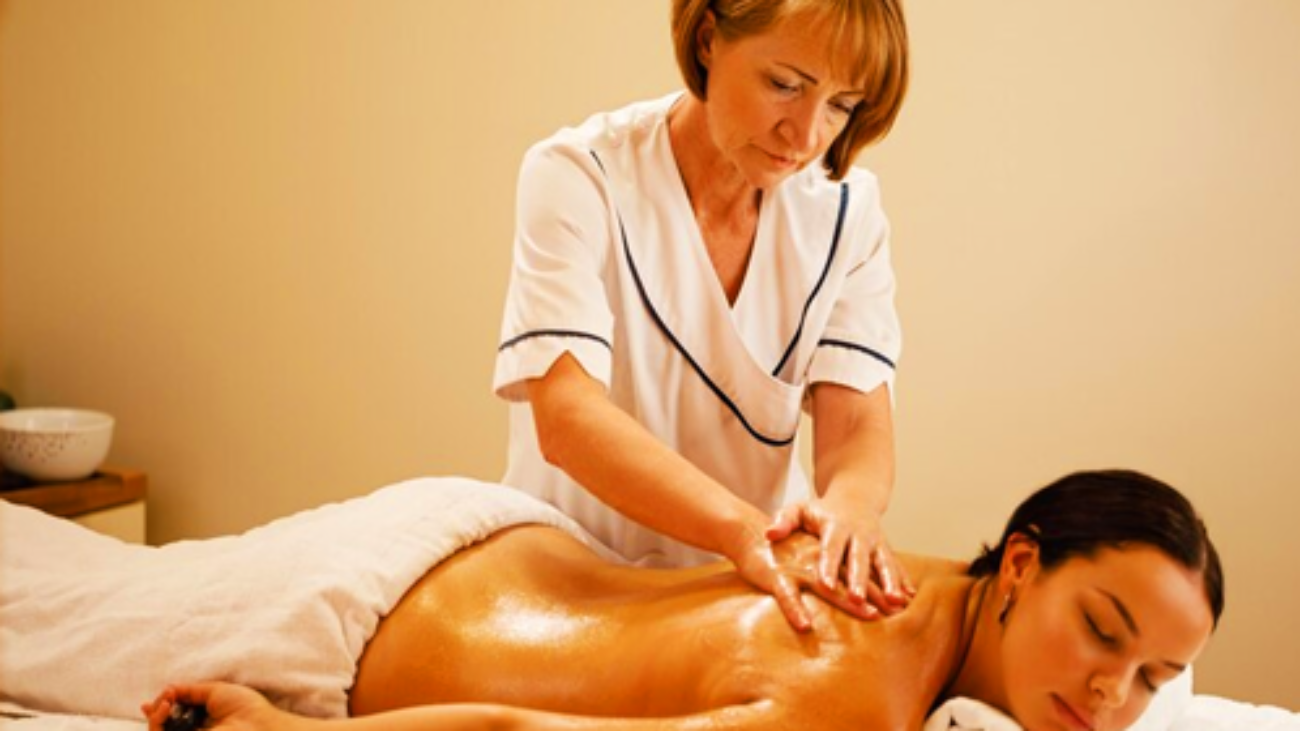 Full Body Massage in Banani – What to Expect